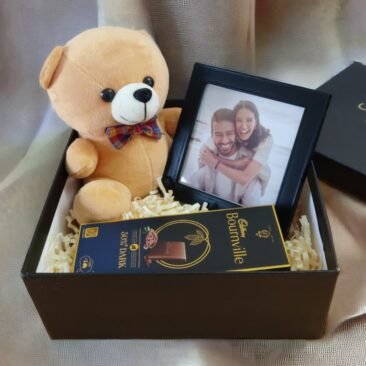 Beautiful Memories Hamper with photo album and frame.