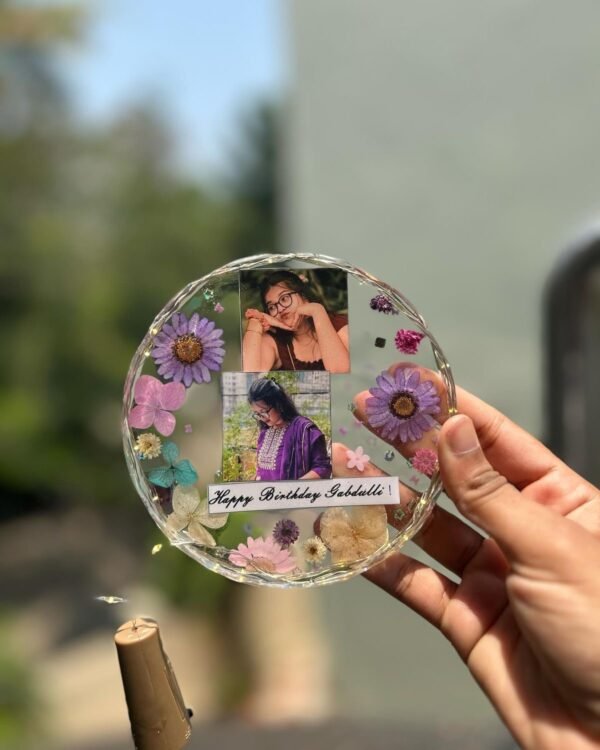 round mini resin frame